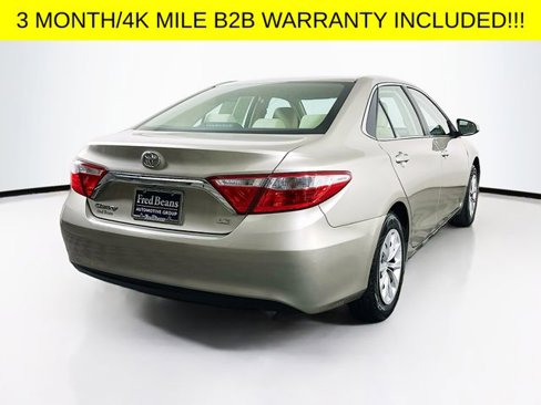 Used 2016 Toyota Camry LE image 7