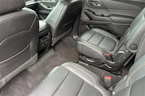 Used 2020 Chevrolet Traverse RS image 12
