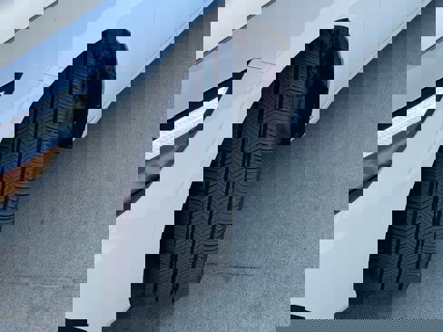 Certified 2025 Hyundai Elantra SEL image 9