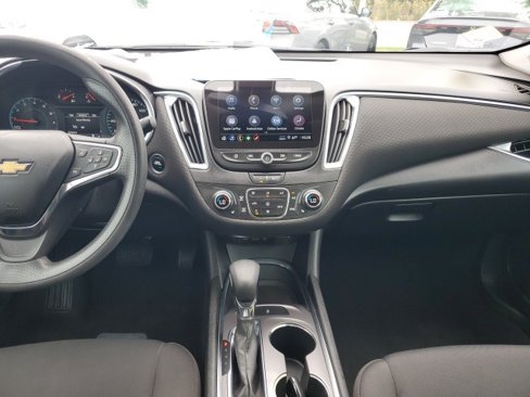 Used 2021 Chevrolet Malibu LT image 21