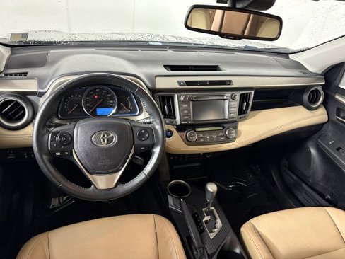 Used 2014 Toyota RAV4 Limited image 24