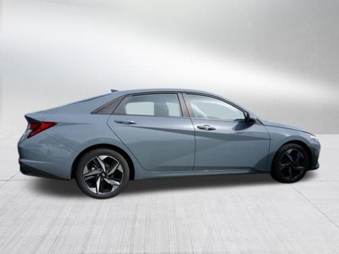 Certified 2023 Hyundai Elantra SEL w/ Convenience Package image 2