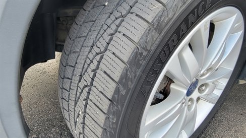Used 2010 Ford Transit Connect XLT image 10