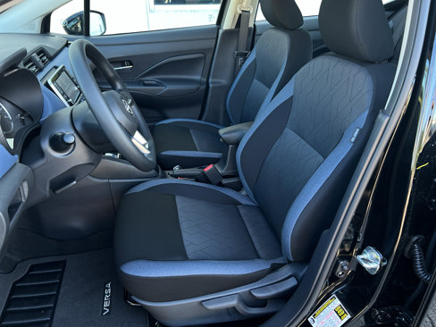 New 2025 Nissan Versa SV w/ Trunk Package image 9