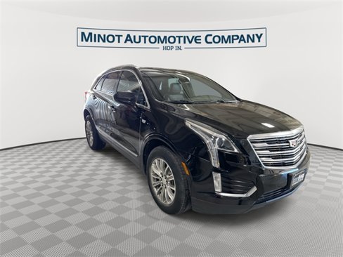 Used 2017 Cadillac XT5 Luxury w/ Driver Awareness Package image 2