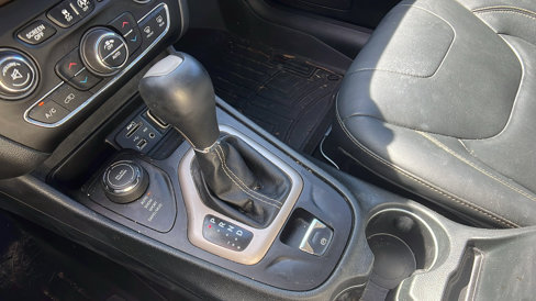 Used 2016 Jeep Cherokee Limited w/ Trailer Tow Group image 32