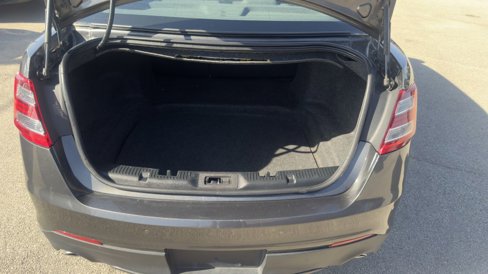 Used 2017 Ford Taurus SEL image 27