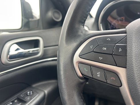 Used 2019 Jeep Grand Cherokee Limited w/ Trailer Tow Group IV image 21