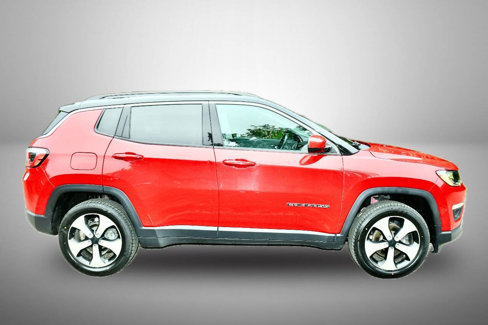 Used 2018 Jeep Compass Latitude w/ Popular Equipment Group image 7