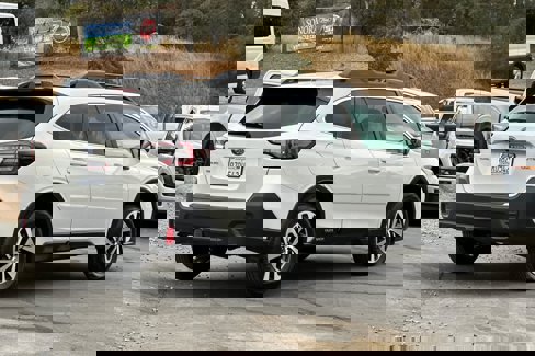 Certified 2022 Subaru Outback Premium image 4