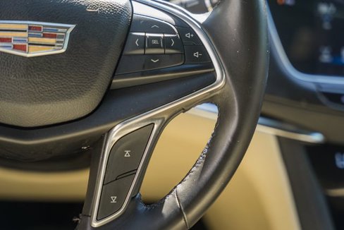 Used 2017 Cadillac XT5 FWD image 26