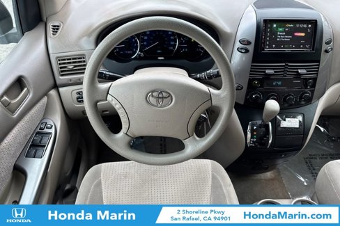 Used 2009 Toyota Sienna LE image 18