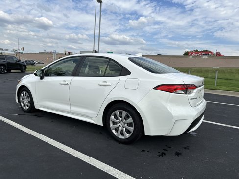 Used 2020 Toyota Corolla LE image 8