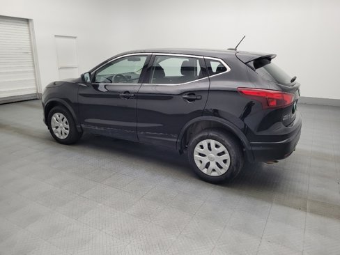 Used 2018 Nissan Rogue Sport S image 3