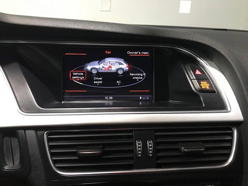 Used 2016 Audi A4 Premium w/ Audi MMI Navigation Plus image 28
