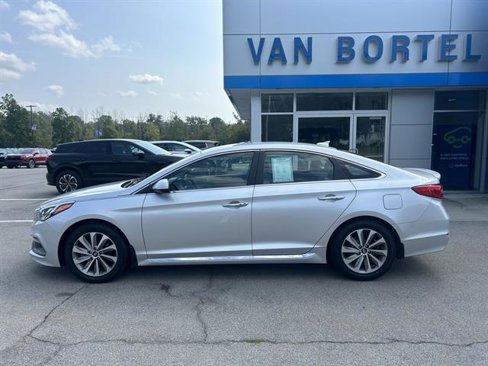 Used 2015 Hyundai Sonata Sport w/ Option Group 04 image 2
