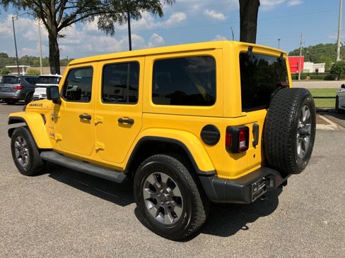 Used 2018 Jeep Wrangler Unlimited Sahara image 9
