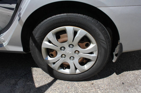 Used 2010 Hyundai Elantra GLS image 18