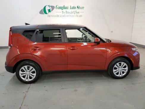 Used 2020 Kia Soul LX image 7