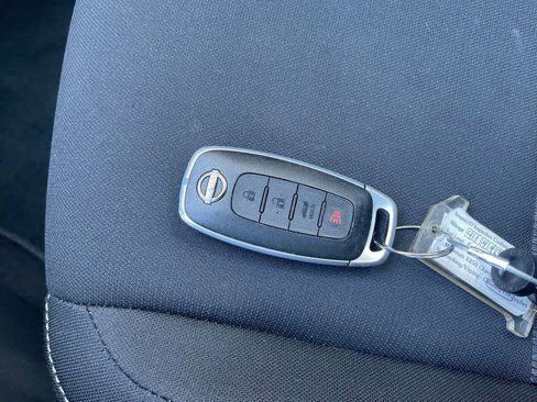 Used 2024 Nissan Sentra SV image 22