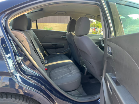 Used 2015 Chevrolet Sonic LT image 32