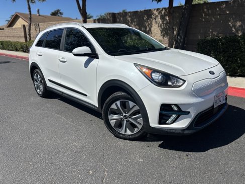 Used 2019 Kia Niro EX image 2