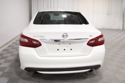 Used 2018 Nissan Altima 2.5 SV image 21