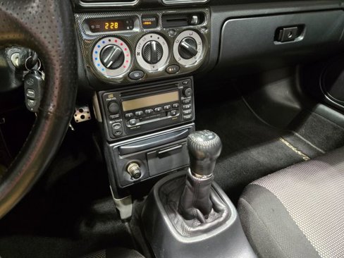 Used 2001 Toyota MR2 image 24