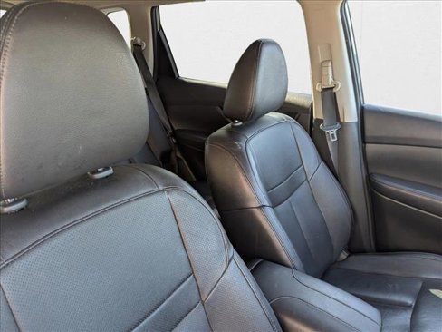 Used 2020 Nissan Rogue SL image 20