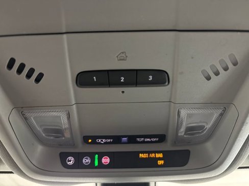 Used 2019 Chevrolet Equinox LT image 48