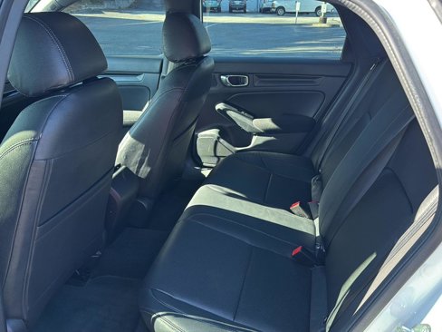 Used 2023 Honda Civic Sport image 9