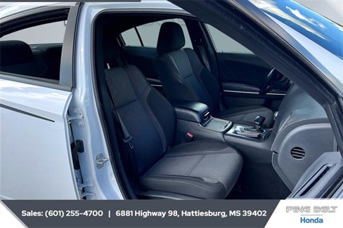Used 2022 Dodge Charger SXT image 6