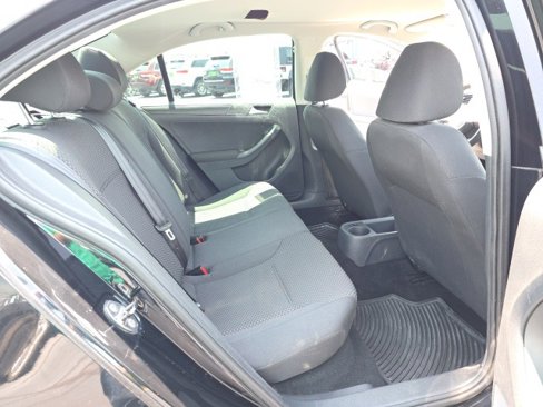 Used 2012 Volkswagen Jetta S image 36