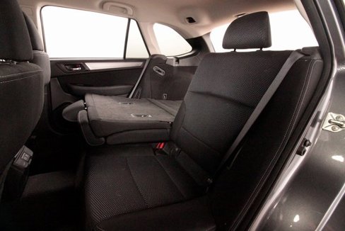 Used 2019 Subaru Outback 2.5i Premium image 17