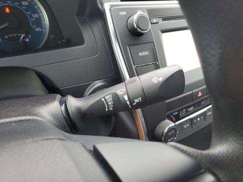 Used 2017 Toyota Camry LE image 21