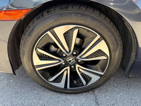 Used 2018 Honda Civic EX-T image 7