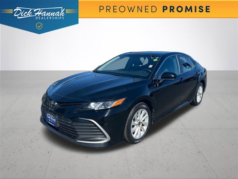 Used 2022 Toyota Camry LE image 1