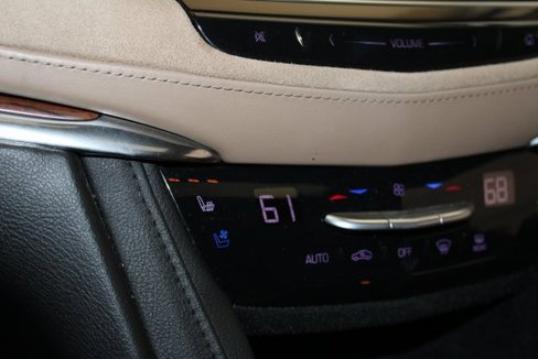 Used 2017 Cadillac XT5 Platinum w/ Driver Assist Package image 16