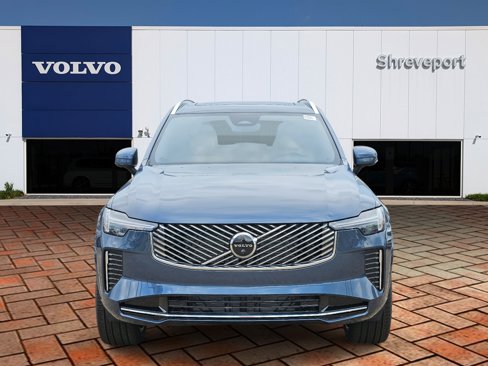 New 2025 Volvo XC90 B5 Plus w/ Protection Package Premier image 2