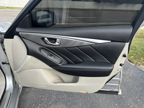 Used 2014 INFINITI Q50 AWD w/ Navigation Package image 12
