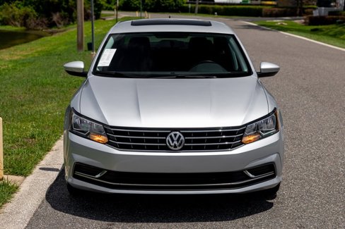 Used 2017 Volkswagen Passat 1.8T SE image 8