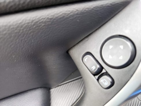 Used 2022 Mitsubishi Eclipse Cross SE image 29