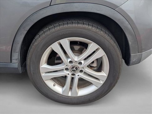 Used 2018 Mercedes-Benz GLA 250 w/ Premium Package image 13
