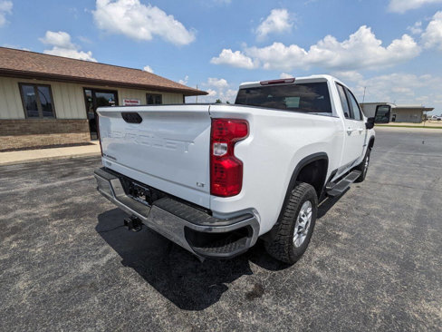 Used 2021 Chevrolet Silverado 2500 LT image 8