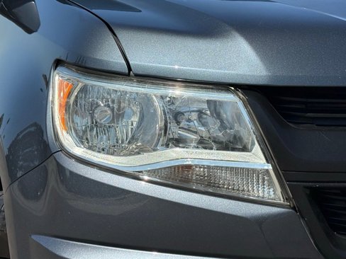 Used 2015 Chevrolet Colorado LT w/ LT Convenience Package image 3
