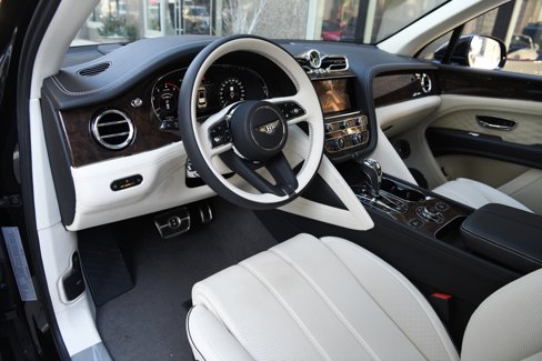 New 2025 Bentley Bentayga Extended Wheelbase image 13