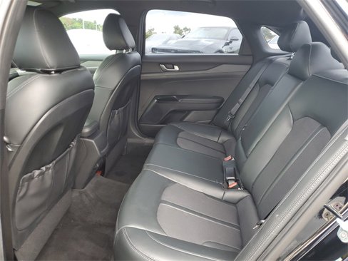 Used 2022 Kia K5 GT-Line image 10