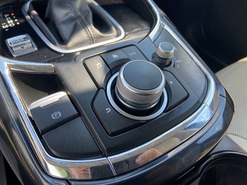 Used 2019 MAZDA CX-9 Touring image 16