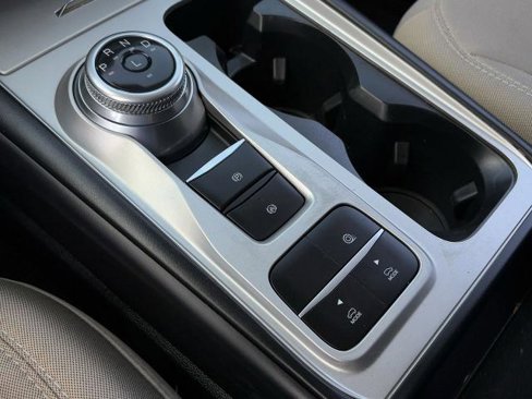 Certified 2022 Ford Explorer 2WD image 18