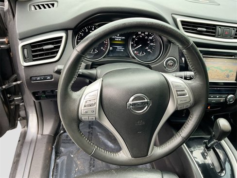 Used 2016 Nissan Rogue SL image 9
